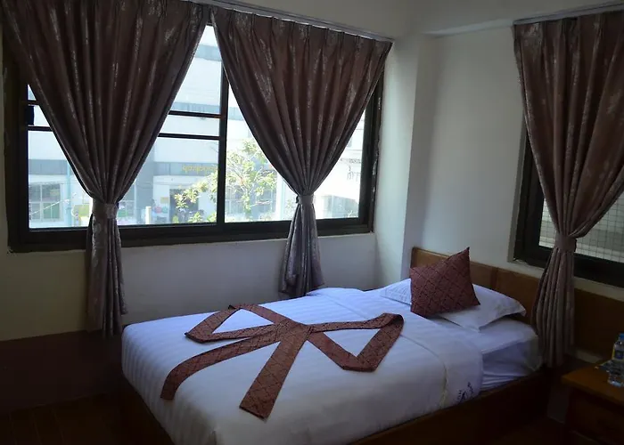 Royal Diamond Hotel